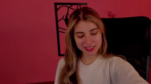 elliecutes online show from December 2024 08:50:01 AM