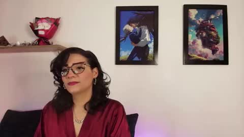 elliee1 online show from September 2025 12:05:02 PM