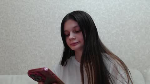 Snapshot of elliewalkersdreamgirl chatting on December 2024 04:43:01 PM Effie1818 online show from December 2024 04:43:01 PM