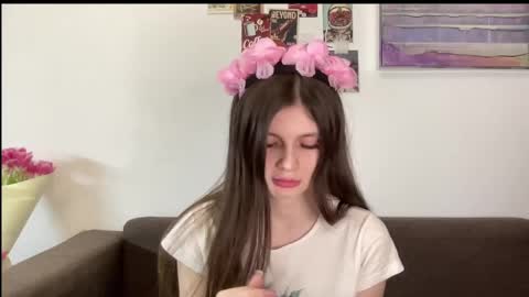 Snapshot of elliewalkersdreamgirl chatting on March 2025 07:03:02 PM Effie1818 online show from March 2025 07:03:02 PM
