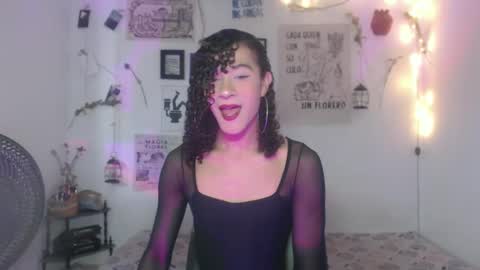 Snapshot of ellis_flowers chatting on September 2025 06:57:01 PM . online show from September 2025 06:57:01 PM