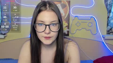 ellisky online show from October 2025 05:21:02 AM