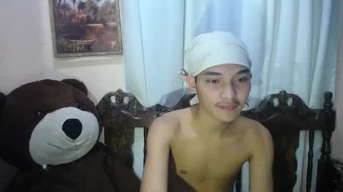 Snapshot of ellorrey chatting on December 2024 09:28:01 AM ELLORREY online show from December 2024 09:28:01 AM