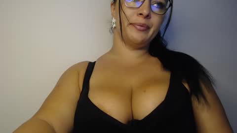 Denise online show from September 2025 03:34:02 PM