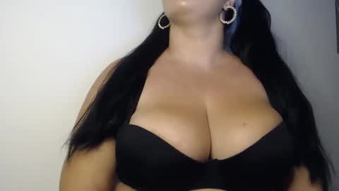Denise online show from September 2025 06:53:02 PM