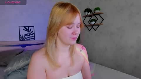 ellya_castro online show from October 2025 12:08:02 AM