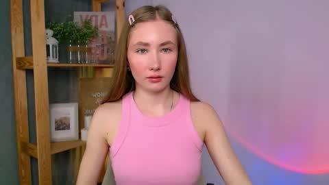 Elly online show from November 2025 02:57:02 AM