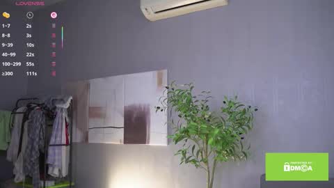 ellyl online show from October 2025 08:12:01 AM