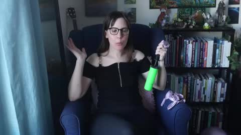 Snapshot of ellynaomi chatting on February 2025 10:15:02 PM Elly Naomi online show from February 2025 10:15:02 PM