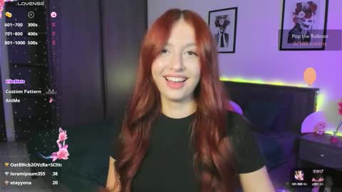 Snapshot of ellypeach chatting on October 2025 08:45:02 AM EllyPeach online show from October 2025 08:45:02 AM