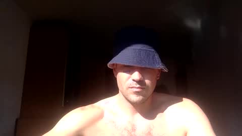 Namelezz elnamelez online show from September 2025 08:47:01 AM