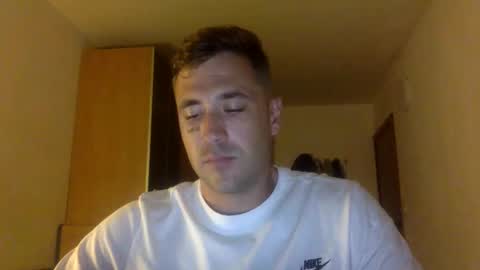 Namelezz elnamelez online show from September 2025 08:11:02 PM