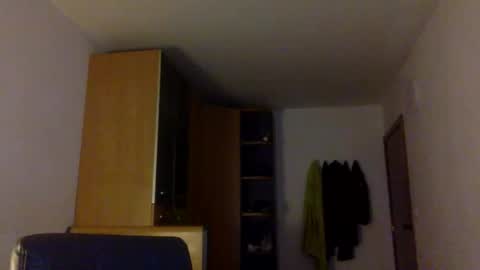 Namelezz elnamelez online show from September 2025 05:44:02 AM