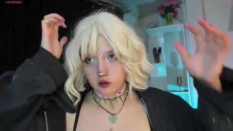 Snapshot of eloisee_ chatting on November 2025 04:56:01 AM Eloise . online show from November 2025 04:56:01 AM