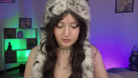 Snapshot of eloisee_ chatting on December 2025 09:29:02 AM Eloise . online show from December 2025 09:29:02 AM