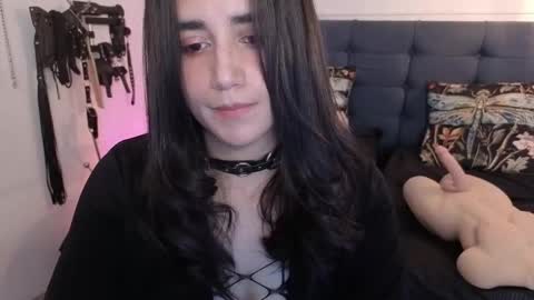 ELOWEN online show from September 2025 07:04:02 PM