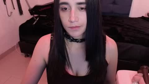 ELOWEN online show from September 2025 10:02:02 PM