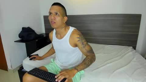 Snapshot of elpredy_ chatting on November 2025 12:38:01 PM elpredy_ online show from November 2025 12:38:01 PM