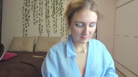 Snapshot of elsa_hot_here chatting on October 2025 03:56:02 PM Elsa online show from October 2025 03:56:02 PM