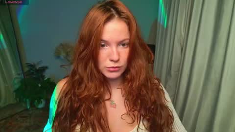 Snapshot of elsie_ginger chatting on October 2025 10:18:02 PM Elsie online show from October 2025 10:18:02 PM