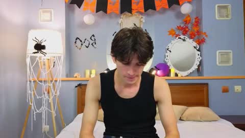 Snapshot of elvano_et chatting on October 2025 06:15:01 AM Elvano online show from October 2025 06:15:01 AM