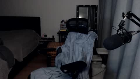 Elvin Vaenight online show from November 2025 10:56:02 PM