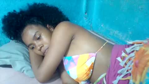 Snapshot of elys208 chatting on November 2025 01:30:02 AM elys208 online show from November 2025 01:30:02 AM