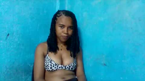 Snapshot of elys208 chatting on November 2025 04:05:01 PM elys208 online show from November 2025 04:05:01 PM