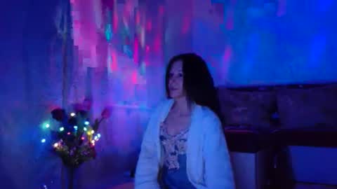 Elisa online show from January 2025 01:11:01 AM