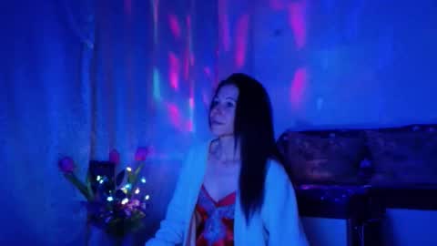 Elisa online show from January 2025 08:58:02 PM