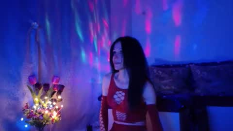 Elisa online show from January 2025 08:42:01 PM