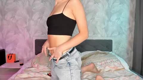 Elysia online show from September 2025 09:25:02 PM
