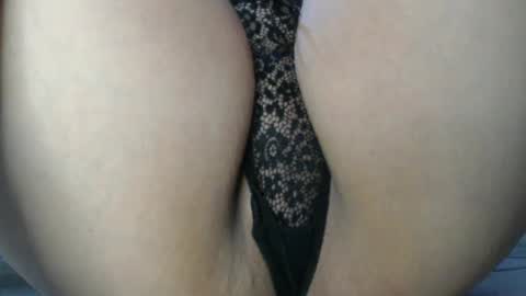 E L Z A  online show from March 2025 12:12:01 PM