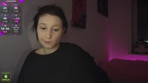 Snapshot of em1l1a chatting on October 2025 08:07:02 PM Em1l1a online show from October 2025 08:07:02 PM