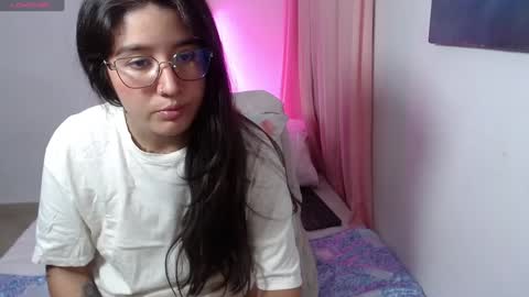 Snapshot of em_aa1 chatting on January 2025 03:45:01 AM A N D R E A online show from January 2025 03:45:01 AM