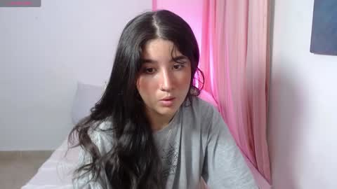 Snapshot of em_aa1 chatting on January 2025 08:07:02 AM A N D R E A online show from January 2025 08:07:02 AM