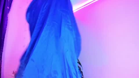 Ema Lambert  online show from December 2024 10:19:01 PM