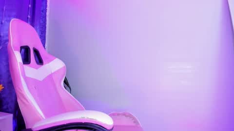 Ema Lambert  online show from December 2024 07:53:02 PM