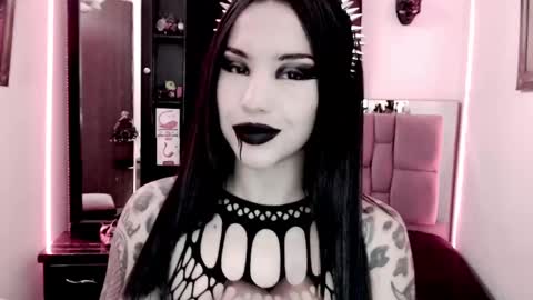 Emerald Black online show from February 2025 10:45:01 AM