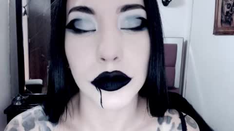 Snapshot of emearld_black chatting on October 2025 06:15:02 AM Emerald Black online show from October 2025 06:15:02 AM