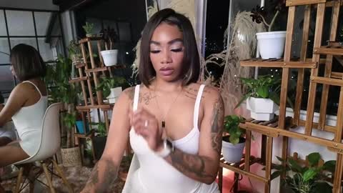 anyelii  online show from December 2024 01:06:02 AM