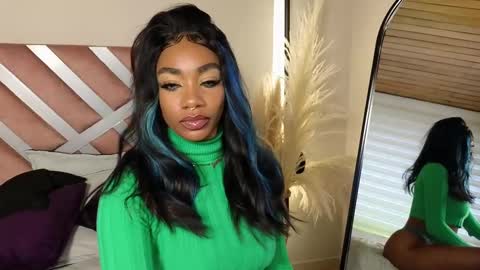 anyelii  online show from February 2025 07:04:02 PM