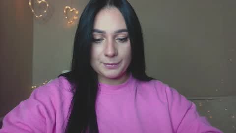 Emely online show from October 2025 11:01:02 PM