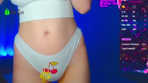 Emely online show from October 2025 04:59:02 AM