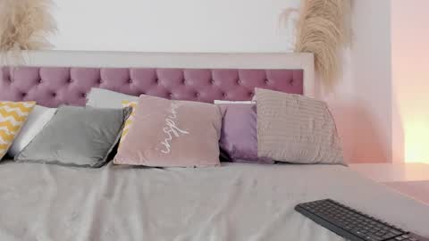 Emy online show from January 2025 01:45:02 AM