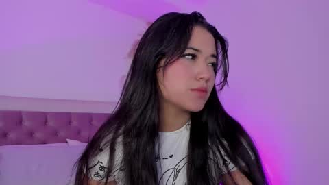 Emy online show from March 2025 11:04:02 PM