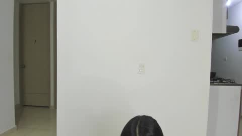 Snapshot of emi_latingirl chatting on October 2025 09:21:02 AM EMILY online show from October 2025 09:21:02 AM