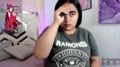 Emily online show from November 2025 07:02:02 PM