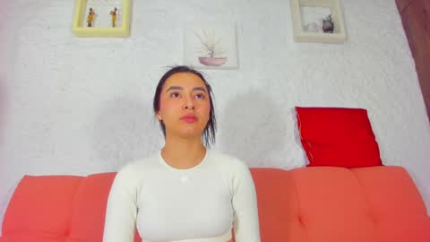 Emily online show from December 2024 12:01:02 PM