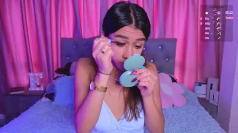 Emily online show from October 2025 03:20:02 PM